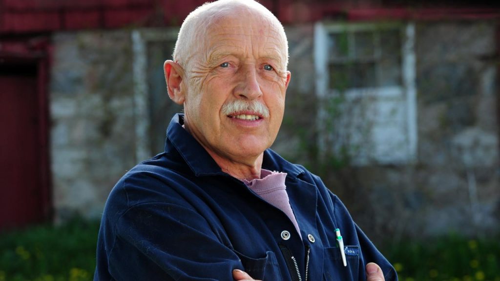 Dr. Pol Net Worth, Career, Personal Life, Education, Wife, Biography