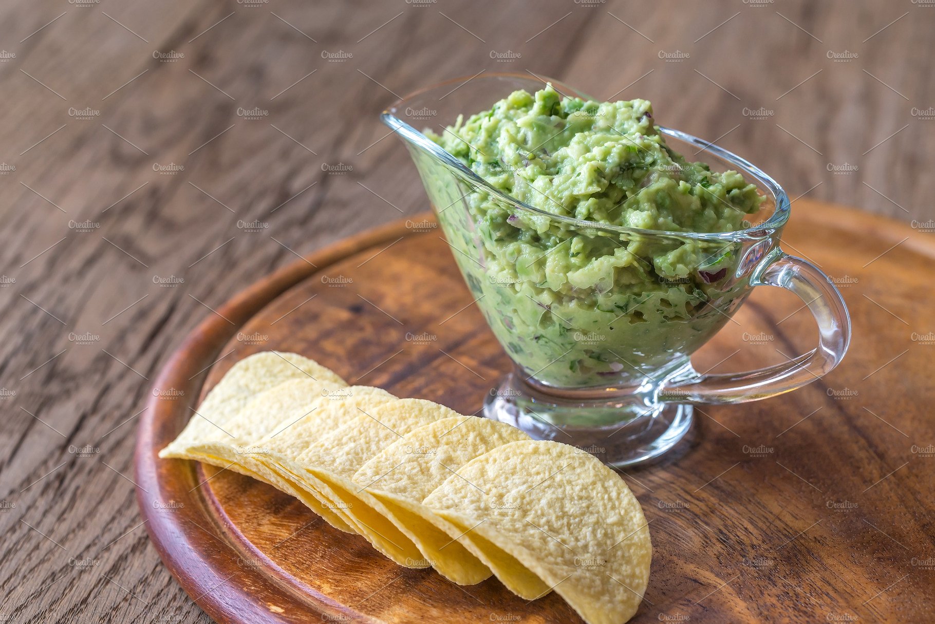 guacamole and bean chips