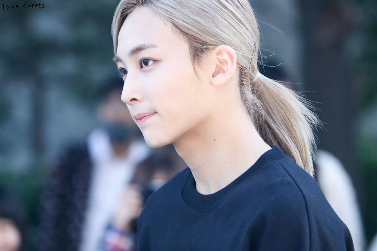 Caption: Yoon Jeonghan Source. he was mistaken as a girl because of is long ...