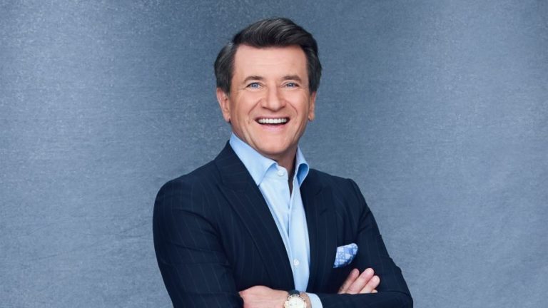 Robert Herjavec Bio, Early Life, Career, Wife, Net Worth, Measurements